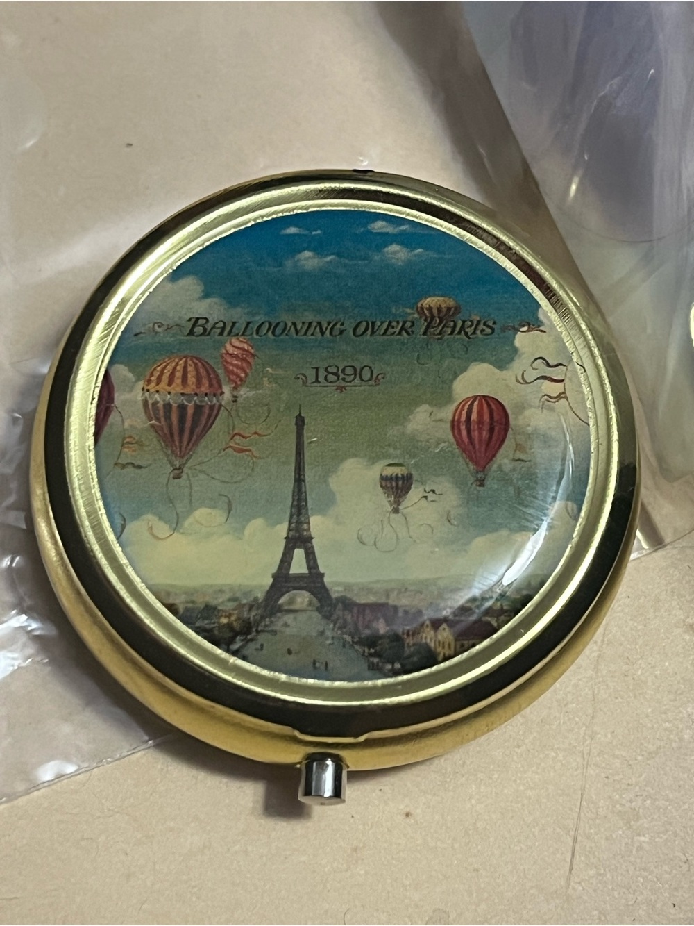 Vintage Balloons Over Paris 1890 Eiffel Tower Gold Tone Pill Or Trinket Box